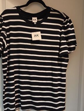 Anne Klein Black & White Striped Short Sleeve Tee
